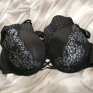 Cacique bra bundle 42ddd